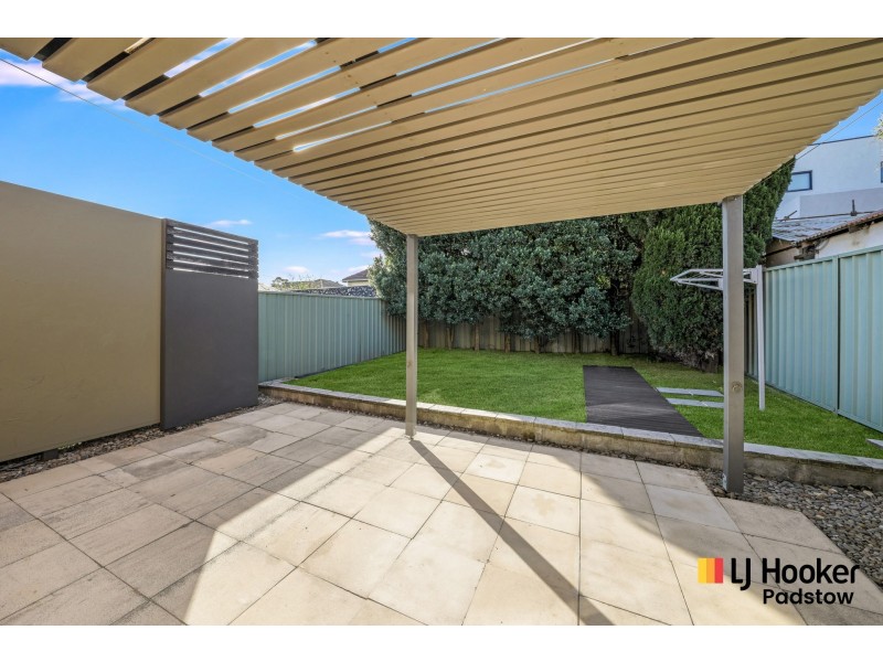 24 Donald Street Street, Picnic Point NSW 2213