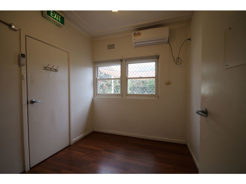 4 Segers Avenue, Padstow NSW 2211