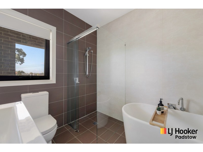 2A English Street, Revesby NSW 2212