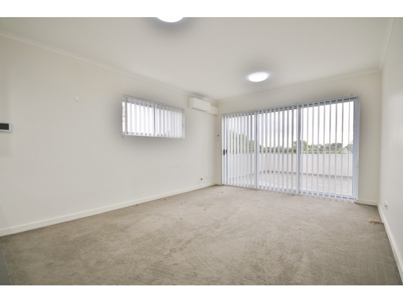 18/38-40 Lawrence Street, Peakhurst NSW 2210