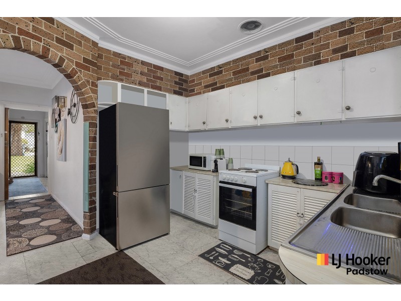 12 Parmal Avenue, Padstow NSW 2211