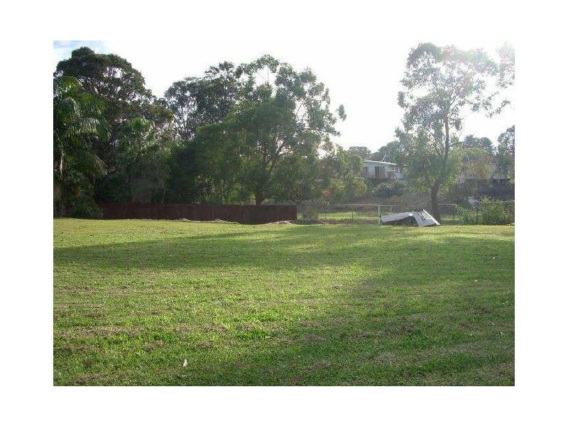 East Hills NSW 2213