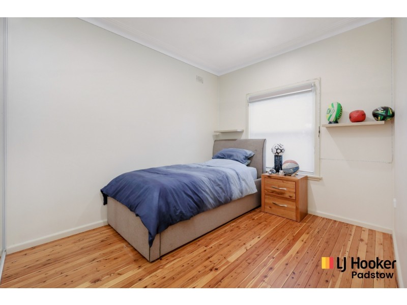 26 Harford Avenue, East Hills NSW 2213