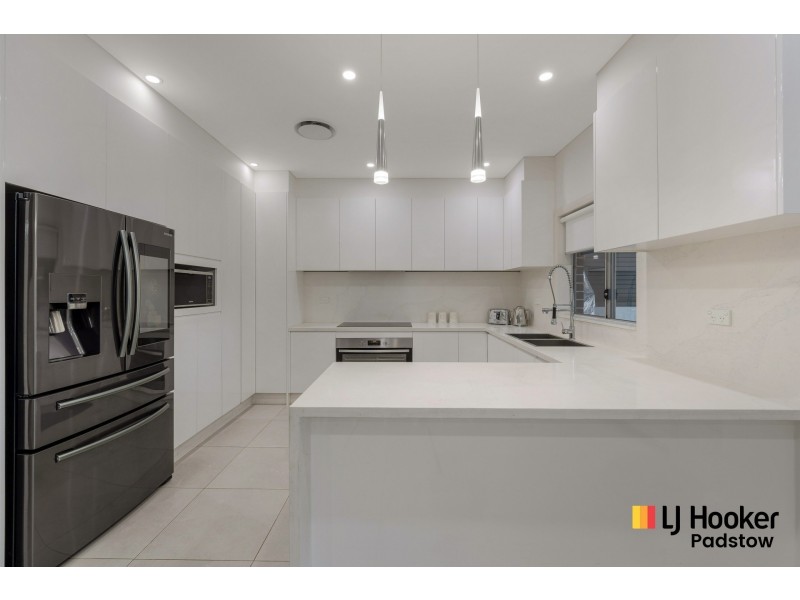 8A Monie Avenue, East Hills NSW 2213