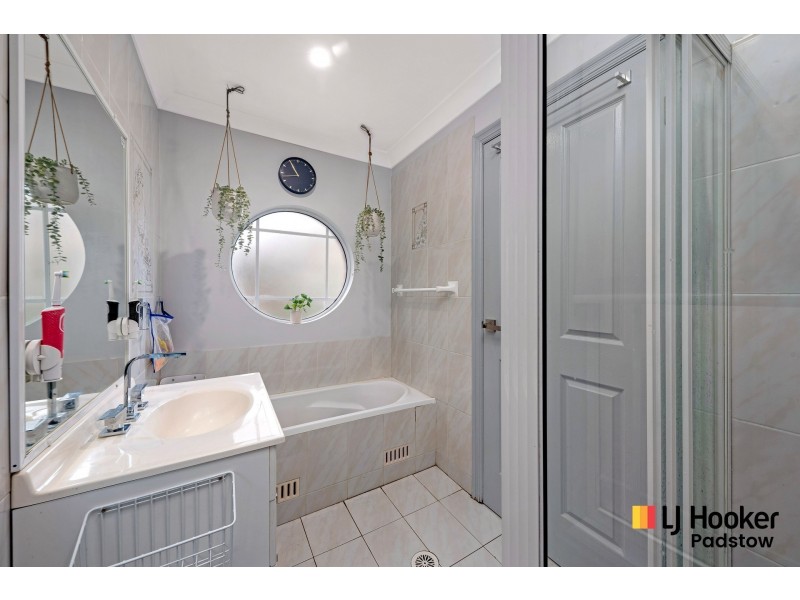 2/50 Lang Street, Padstow NSW 2211