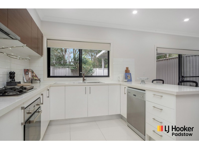 11/10 Old Glenfield Road, Casula NSW 2170