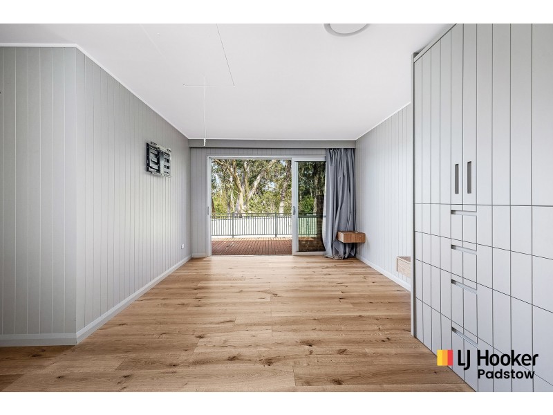 829D Henry Lawson Drive, Picnic Point NSW 2213