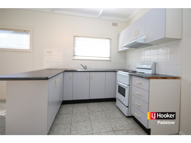 2 Lang Street, Padstow NSW 2211