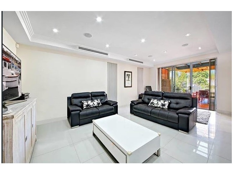 43 Ferndale Road, Revesby NSW 2212