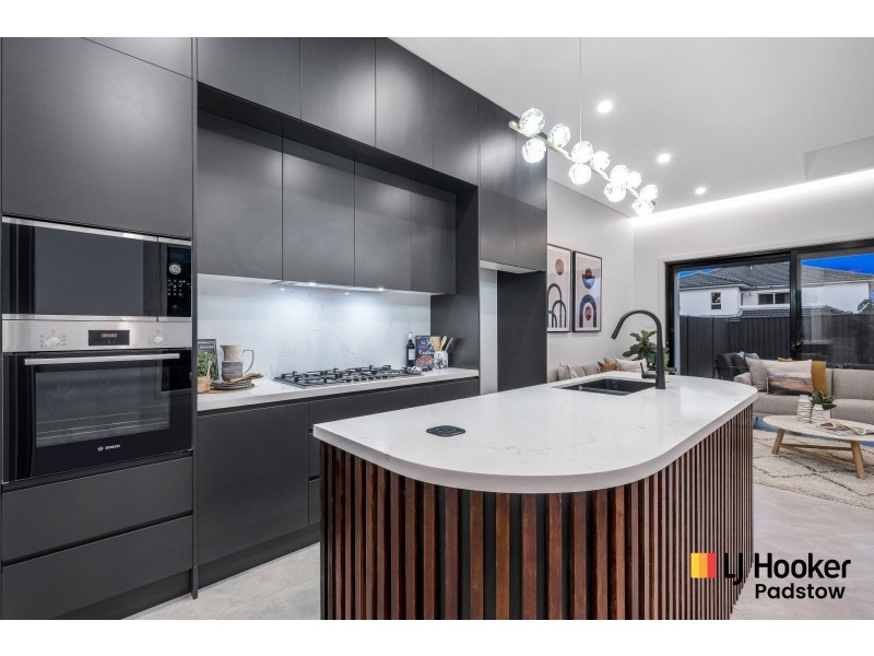 5A Roslyn Avenue, Panania NSW 2213