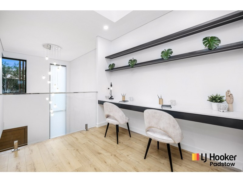 5A Roslyn Avenue, Panania NSW 2213