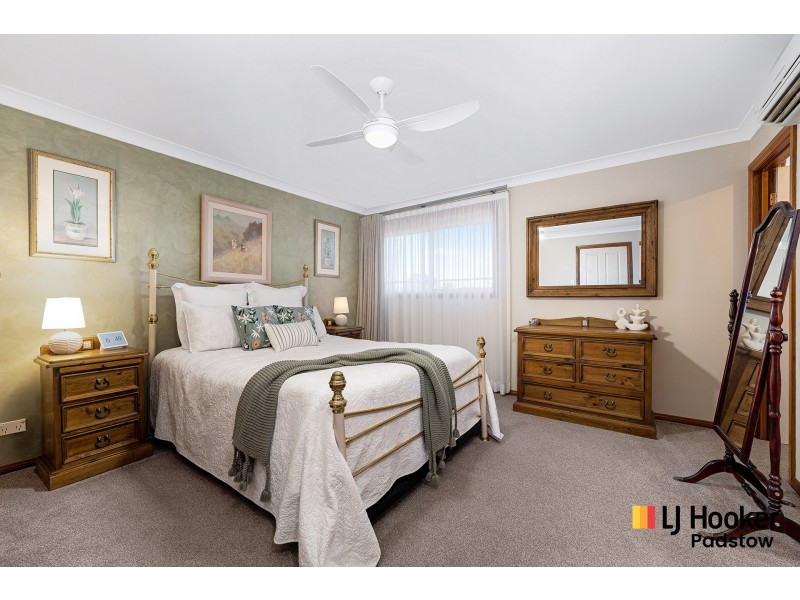 30 Leah Avenue, Picnic Point NSW 2213