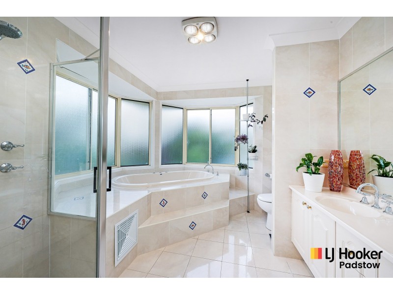 15 Kuranda Avenue, Padstow NSW 2211
