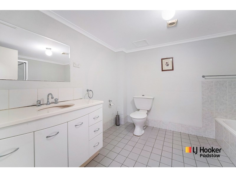 4/6 Myrtle Road, Bankstown NSW 2200