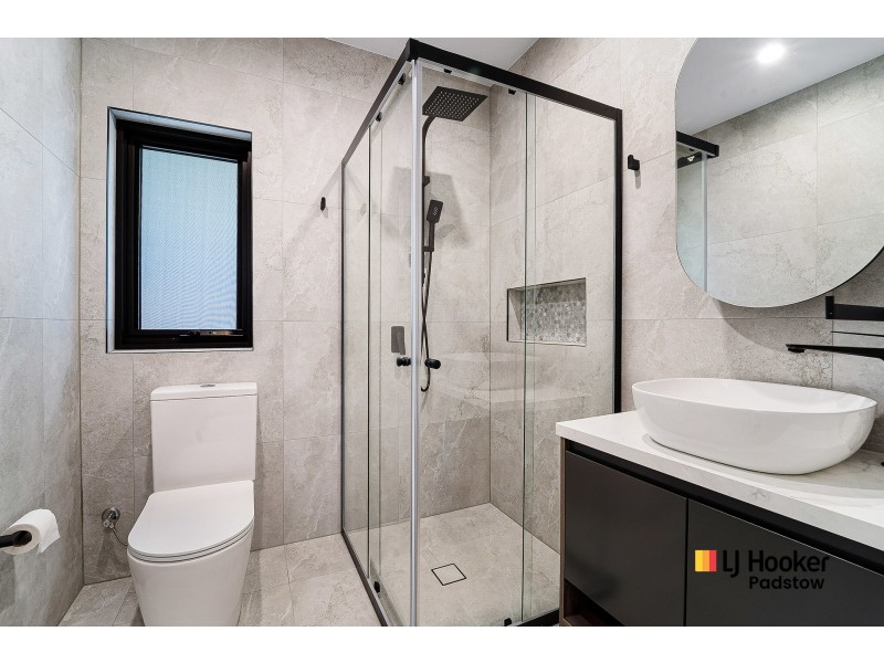 1/13 Lang Street, Padstow NSW 2211