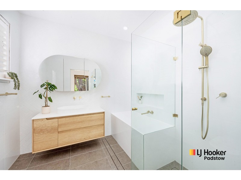 195 The River Road, Revesby NSW 2212