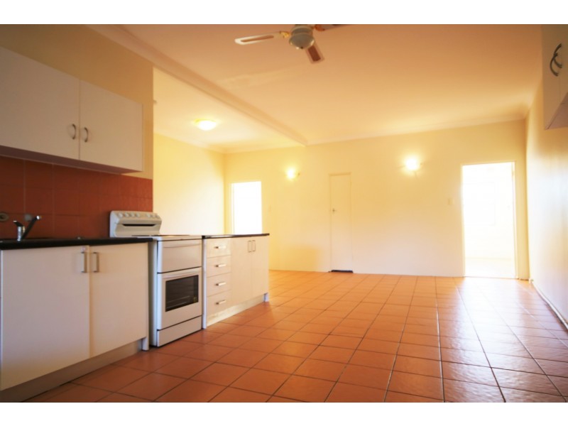 2/69 Howard Road, Padstow NSW 2211