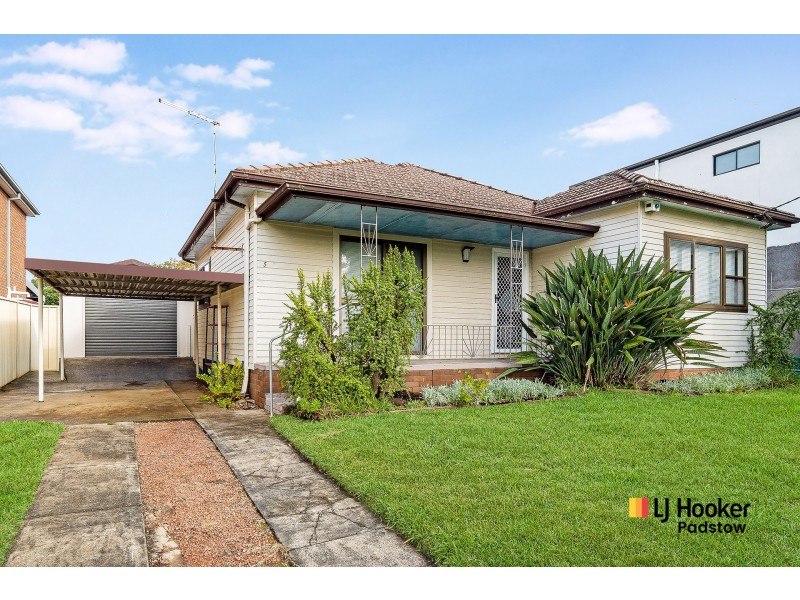 5 Langdale Avenue, Revesby NSW 2212