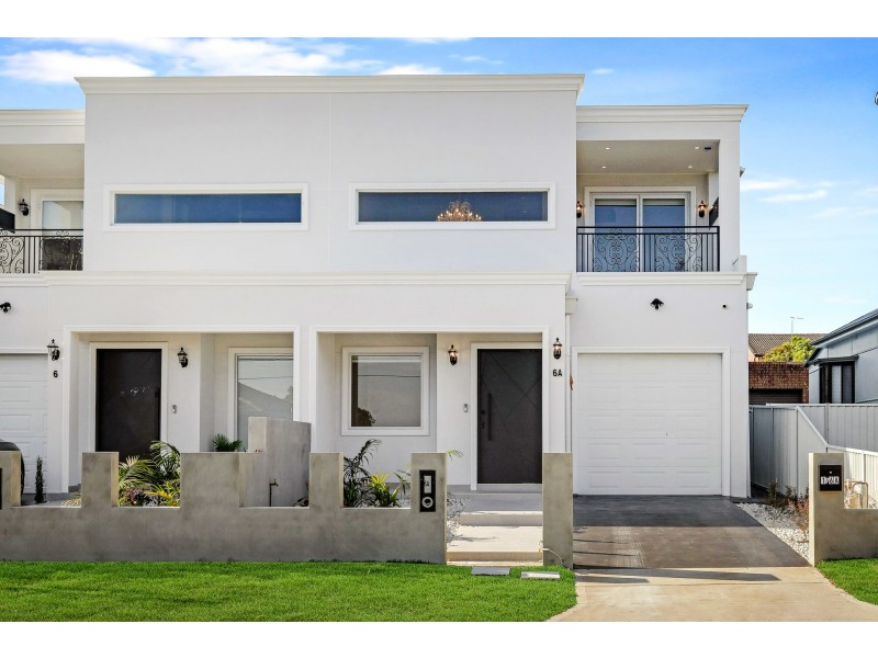 6a Gwandalan Road, Padstow NSW 2211