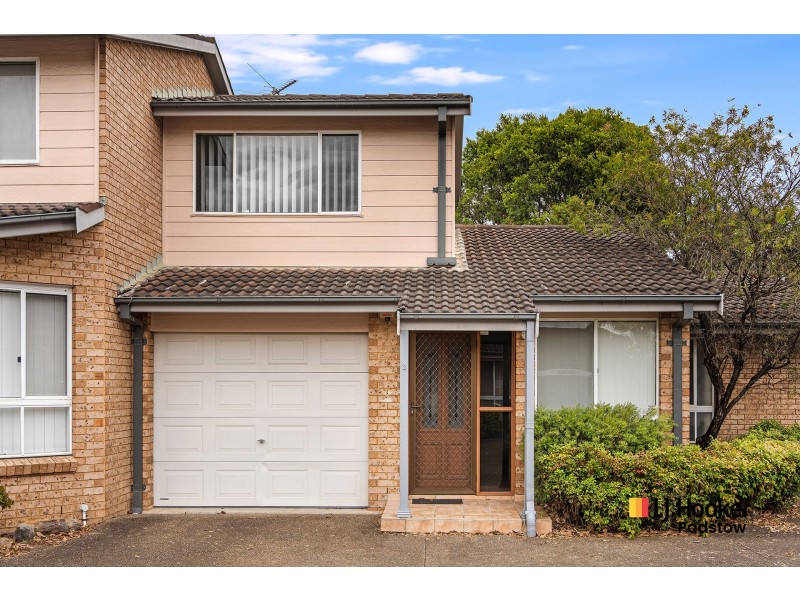 2/98 Tower Street, Panania NSW 2213