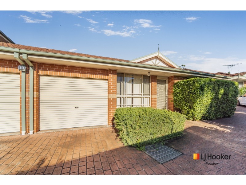 2/55 Maclauren Avenue, East Hills NSW 2213