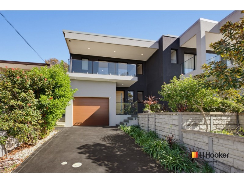 8A Bastille Close, Padstow Heights NSW 2211