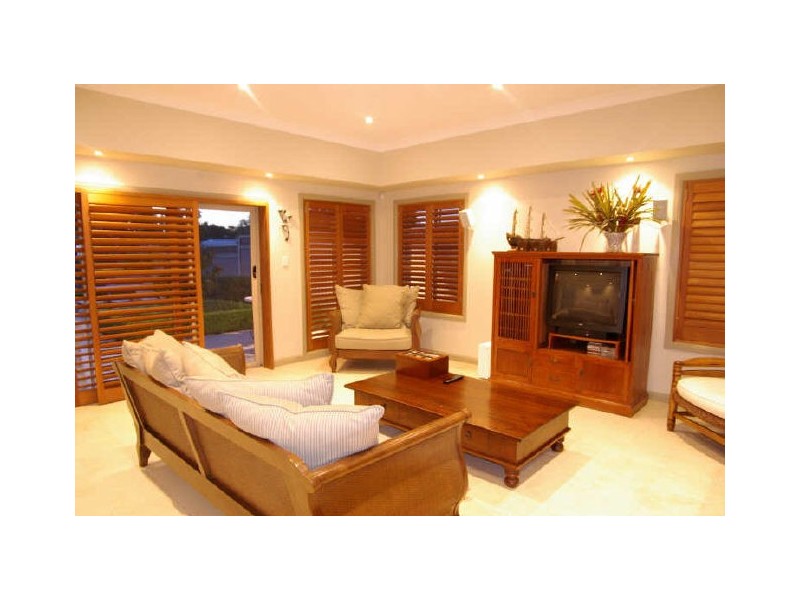 4 Bernard Rd, Padstow Heights NSW 2211