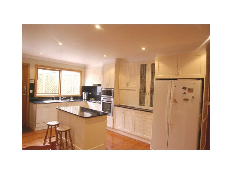 28 Seidel Ave, Picnic Point NSW 2213