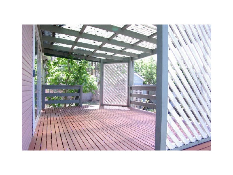 2 Seidel Avenue, Picnic Point NSW 2213