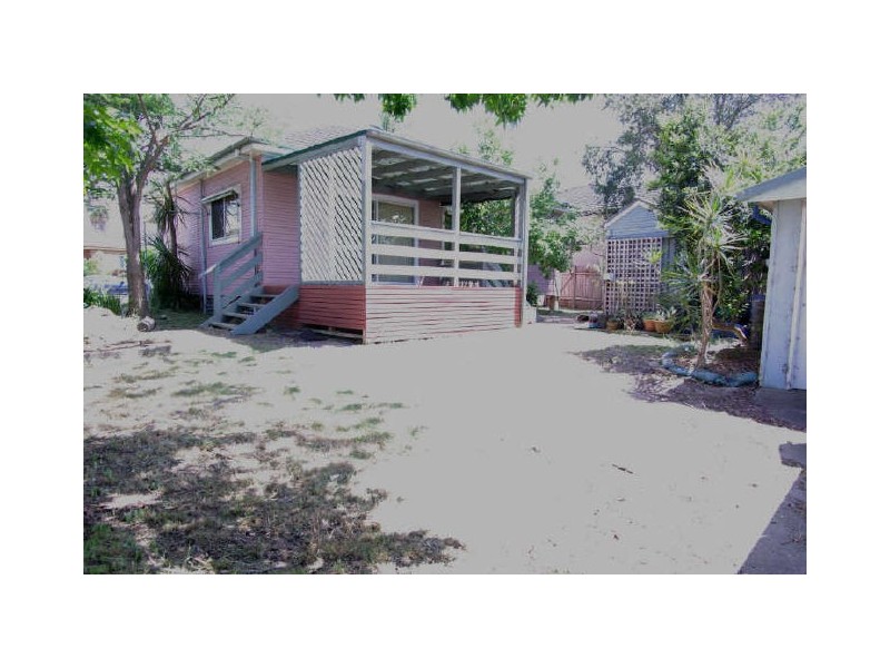 2 Seidel Avenue, Picnic Point NSW 2213
