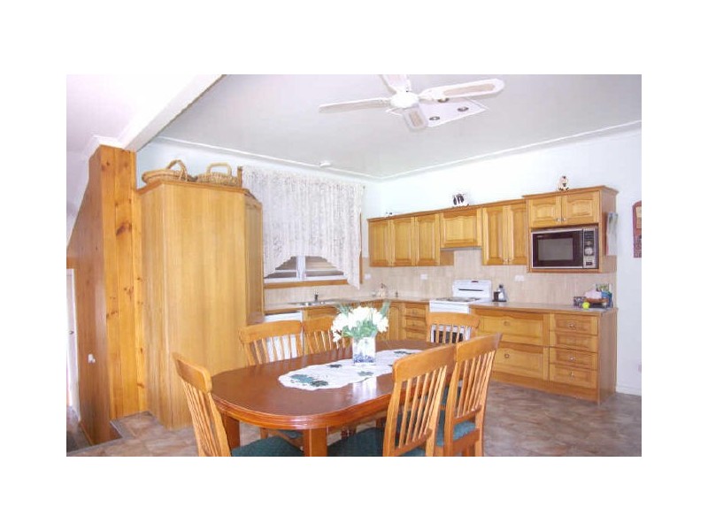 31 Kathleen Parade, Picnic Point NSW 2213