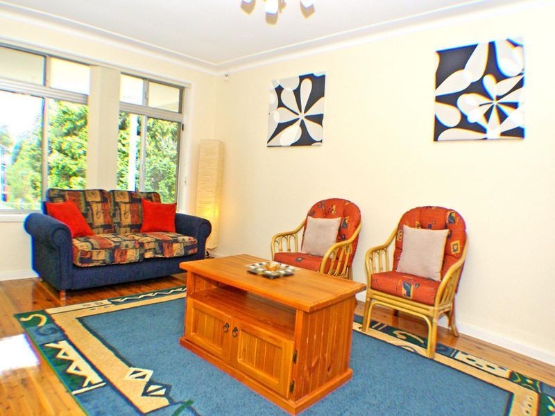 40 Henry Kendall Avenue, Padstow Heights NSW 2211