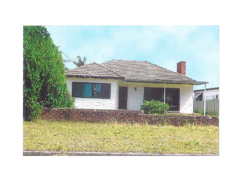 2 Kerrie Crescent, Panania NSW 2213