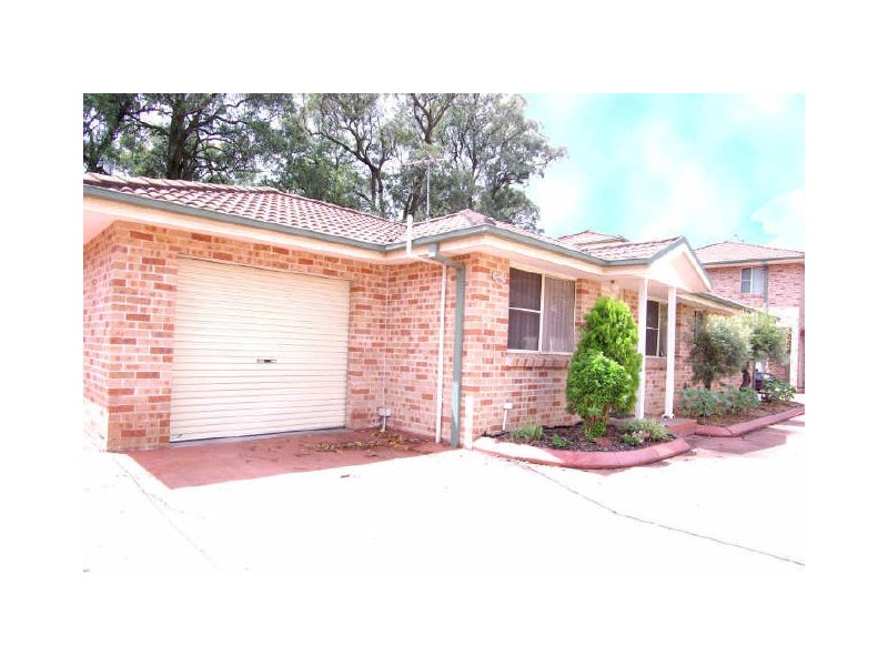 2/18 Gwandalan Road, Padstow NSW 2211