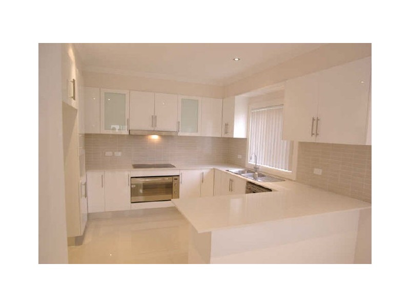 10a Paul Street, Picnic Point NSW 2213
