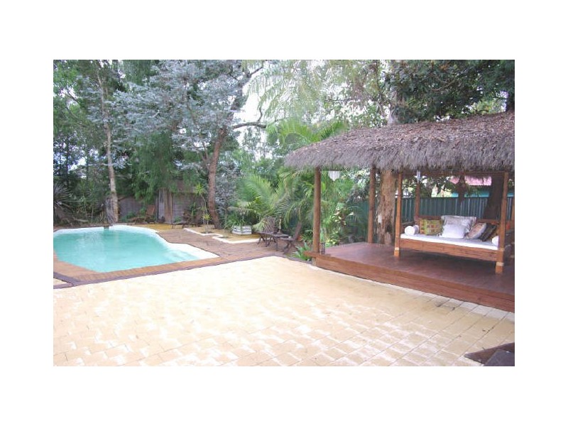 37 Queensbury Avenue, Padstow Heights NSW 2211