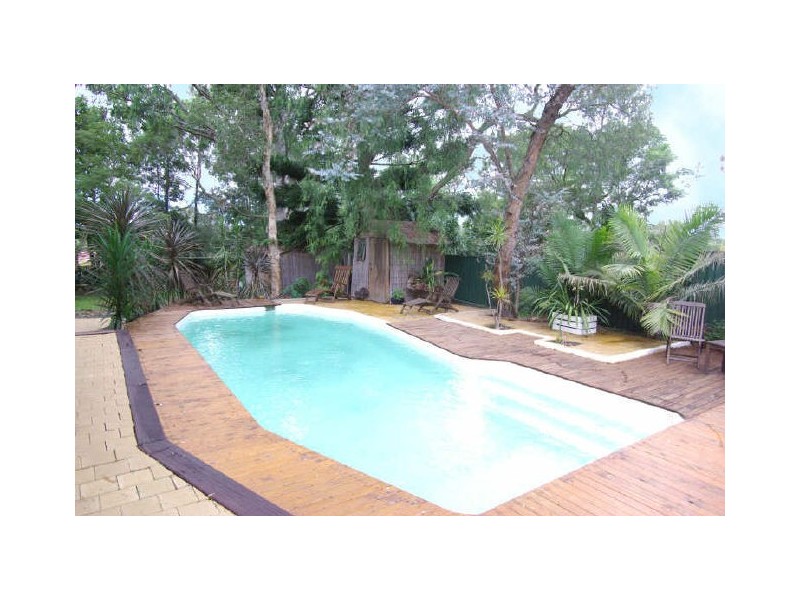 37 Queensbury Avenue, Padstow Heights NSW 2211