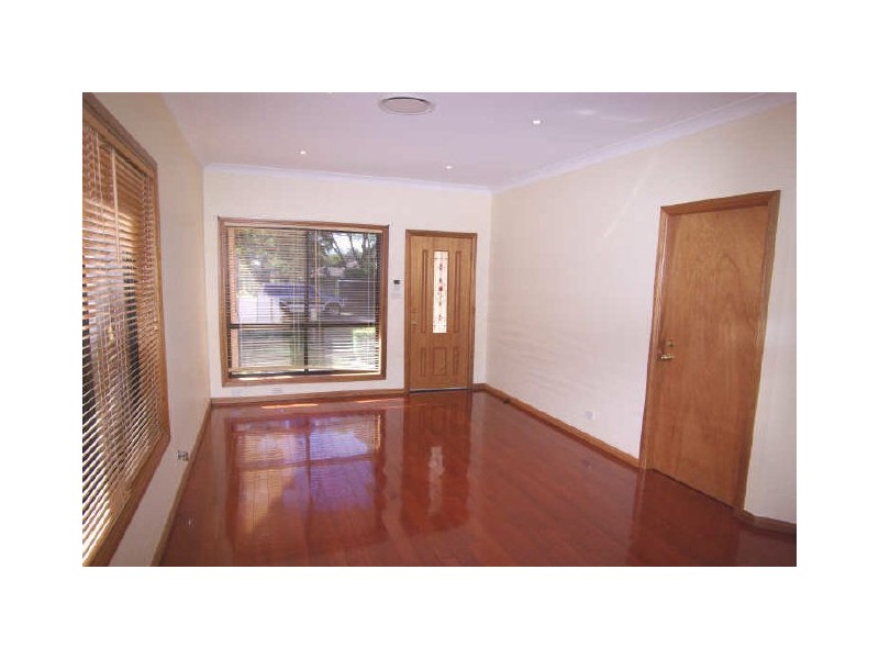 16 Bracher Street, East Hills NSW 2213