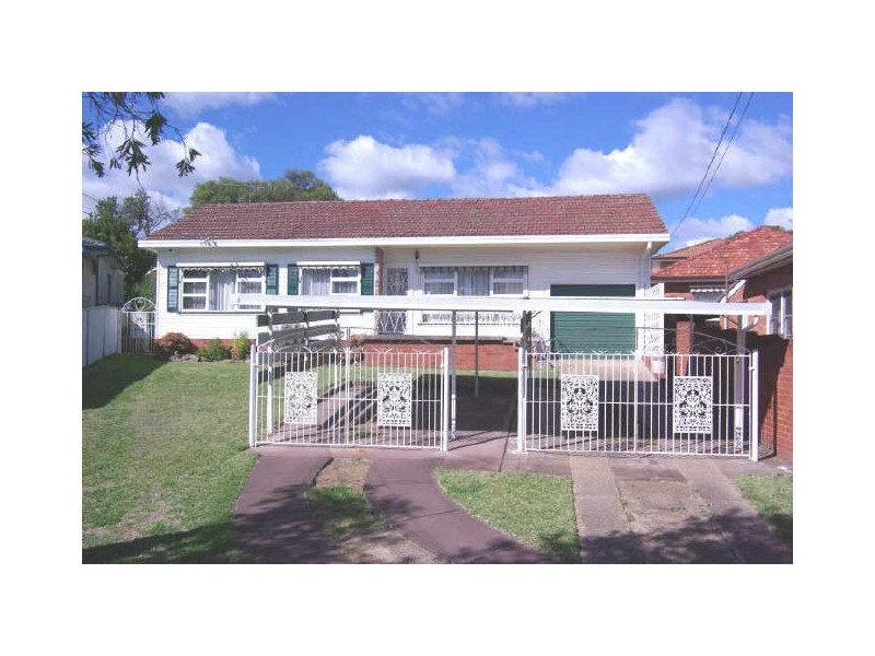 12 Ruth Place, Panania NSW 2213