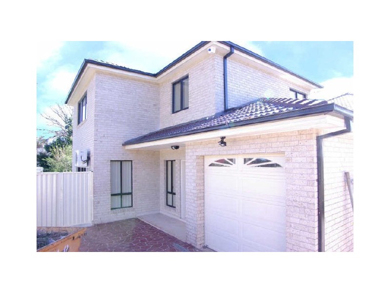 2a/1 Childs Street, East Hills NSW 2213