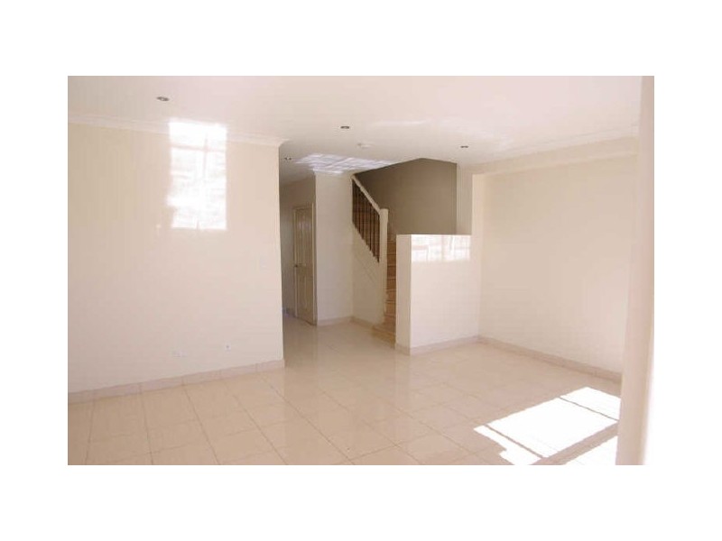 1a/1 Childs Street, East Hills NSW 2213