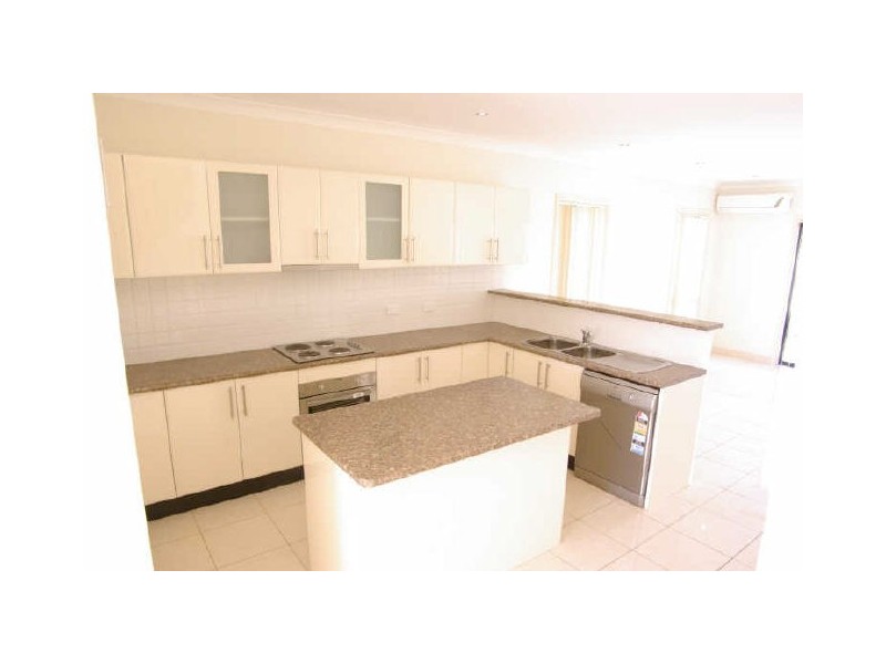 1/1 Childs Street, East Hills NSW 2213