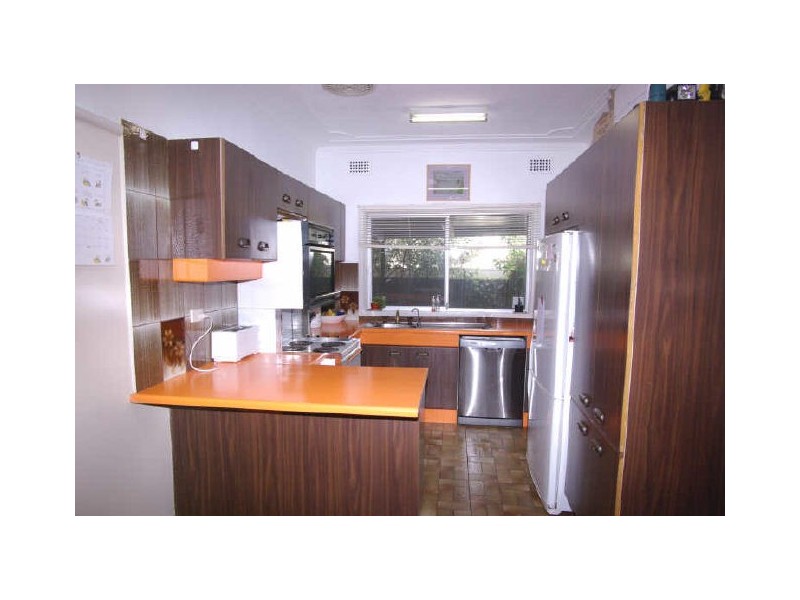 9 McIntosh Ave, Padstow Heights NSW 2211