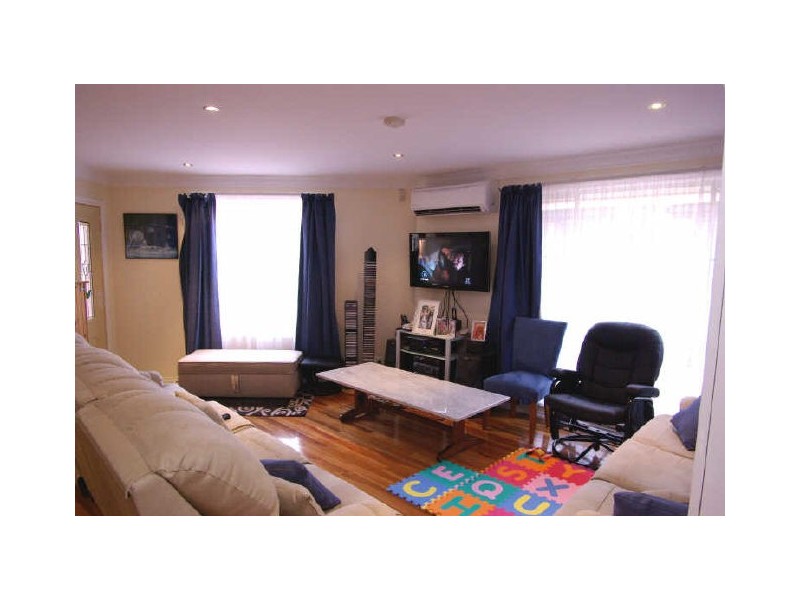 3/9 Broe Avenue, East Hills NSW 2213