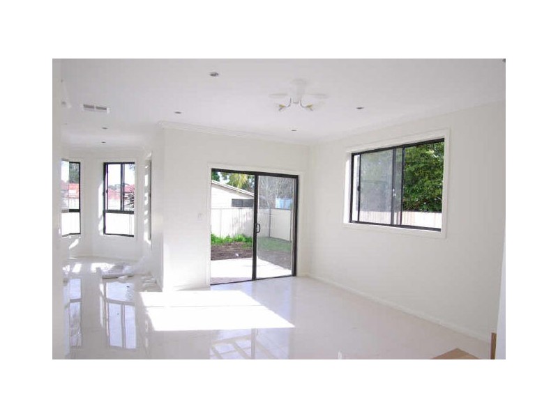 32 Lindsay Avenue, Panania NSW 2213