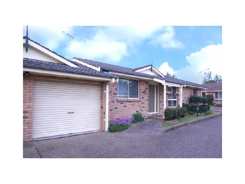 2/49 Albert Street, Revesby NSW 2212