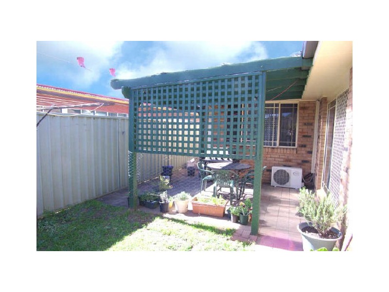 2/49 Albert Street, Revesby NSW 2212