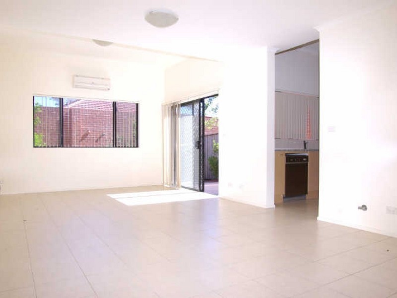 68 Davies Road, Padstow NSW 2211