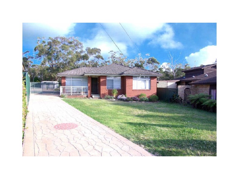 27 Valmay Avenue, Picnic Point NSW 2213