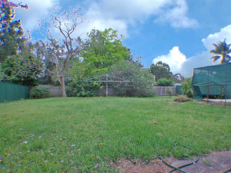 26 Enright Avenue, East Hills NSW 2213